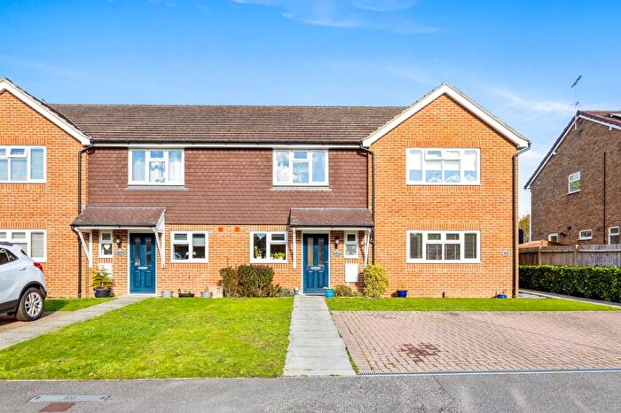 2 Bedroom Terraced House For Sale In Oak Close, Copthorne, RH10