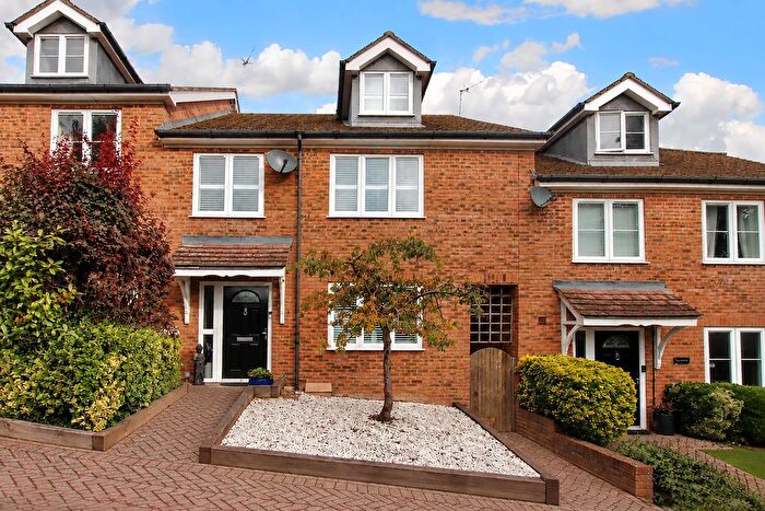 5 Bedroom Town House For Sale In Cemmaes Court Road, Hemel Hempstead, HP1