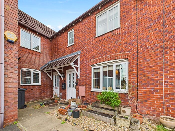 3 Bedroom Terraced House For Sale In Sowers Court, Four Oaks, B75