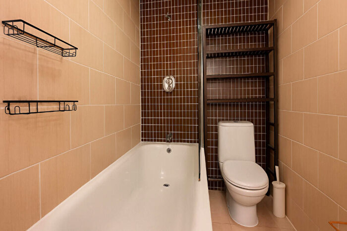 1 Bedroom Apartment To Rent In Temple Street, London, E2