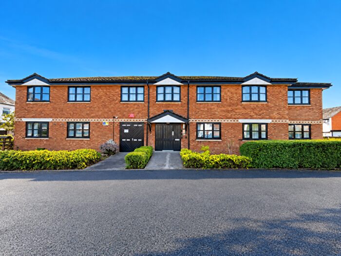 1 Bedroom Apartment For Sale In Forrest Court, Layton, FY3