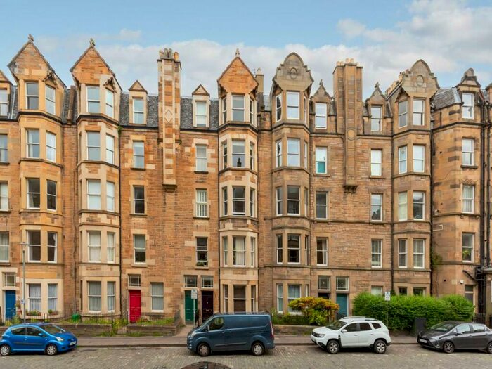 2 Bedroom Flat To Rent In Bruntsfield Avenue, Bruntsfield, Edinburgh, EH10