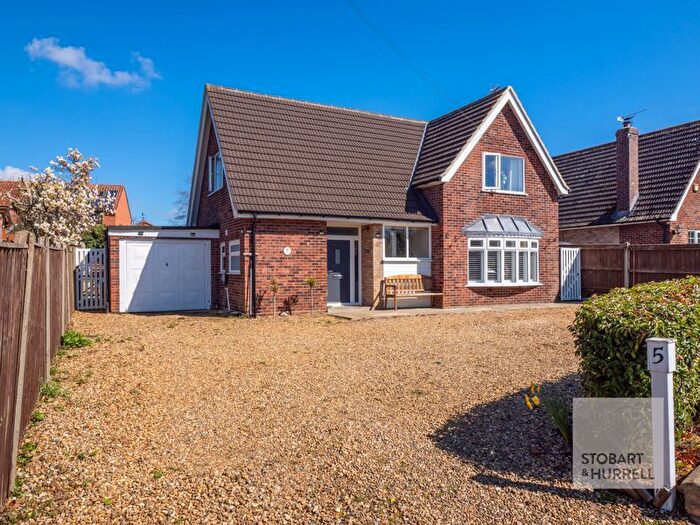 4 Bedroom Detached House For Sale In Broadwater Way, Horning, Norfolk, NR12