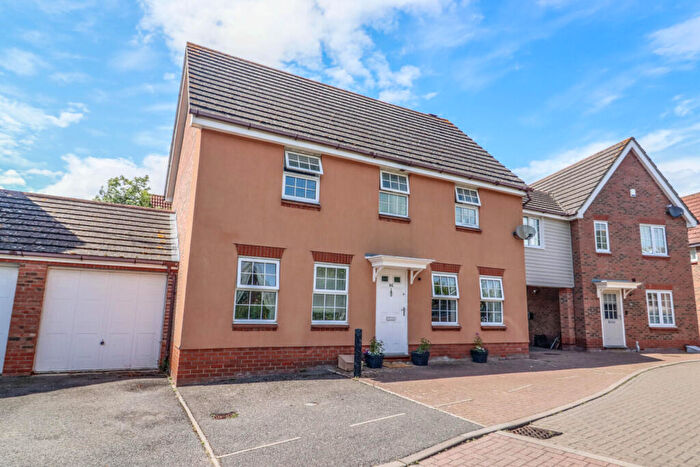 4 Bedroom Detached House For Sale In Clay Pits, Braintree, CM7