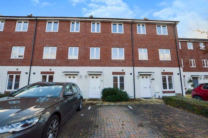 4 Bedroom Terraced House To Rent In Wagstaff Way, Salisbury, SP2