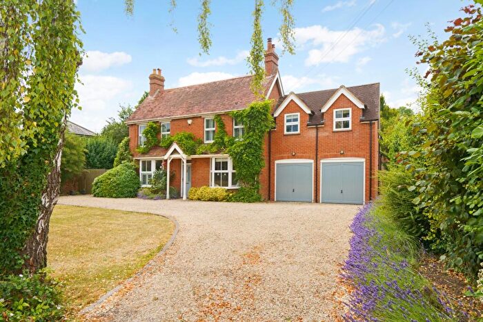 5 Bedroom Detached House For Sale In Grove Bridge, Wantage, OX12