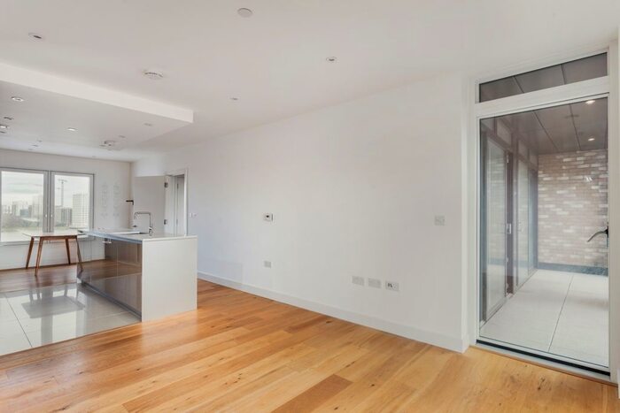 2 Bedroom Flat To Rent In Rennie Street, North Greenwich, SE10