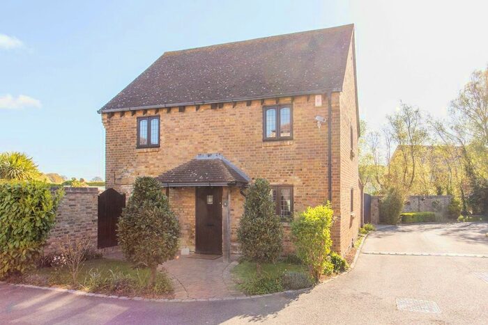 3 Bedroom Property For Sale In Lavender Lane, Cliffsend, Ramsgate, CT12