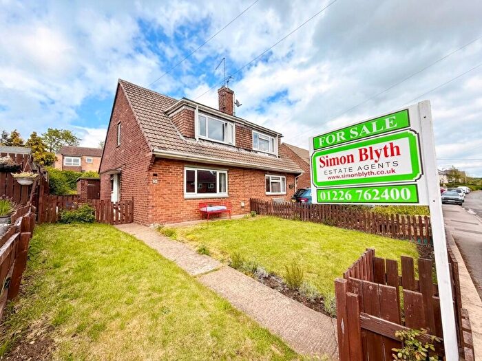 3 Bedroom Semi-Detached House For Sale In Royd Avenue, Millhouse Green, S36