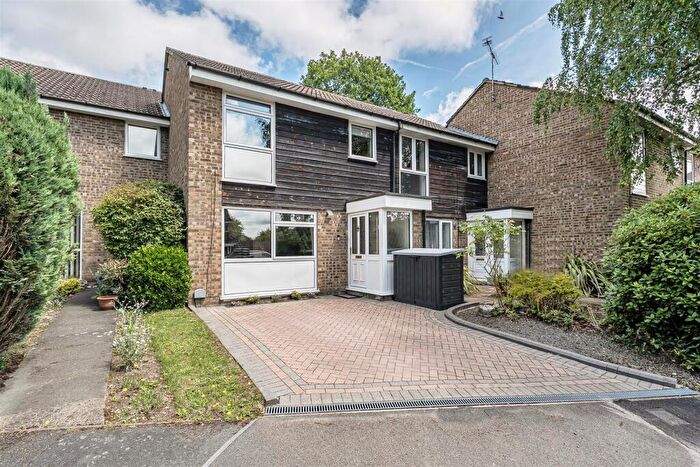 3 Bedroom Terraced House For Sale In Dawsmere Close, Camberley, GU15