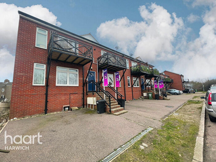 1 Bedroom Apartment For Sale In Stour Road, Harwich, CO12