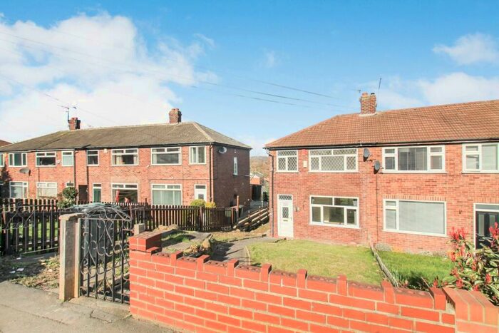 3 Bedroom End Of Terrace House To Rent In Broad Lane, Bramley, Leeds, LS13