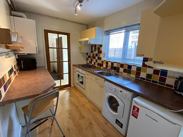 3 Bedroom House To Rent In Ashley Terrace, Selly Oak, West Midlands, B29