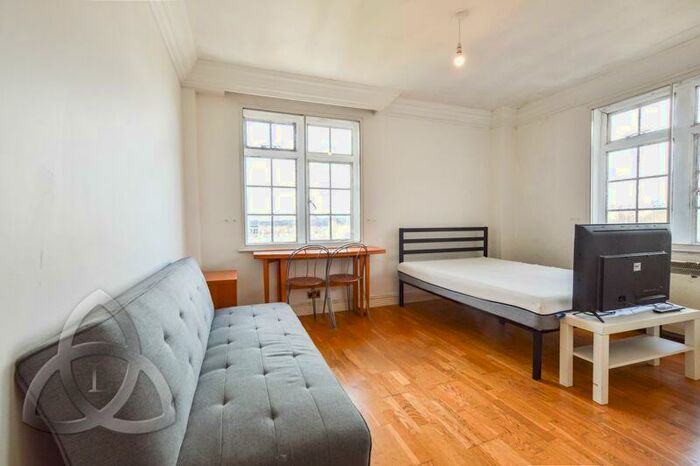 Studio To Rent In Langford Court, Abbey Road, St Johns Wood, NW8