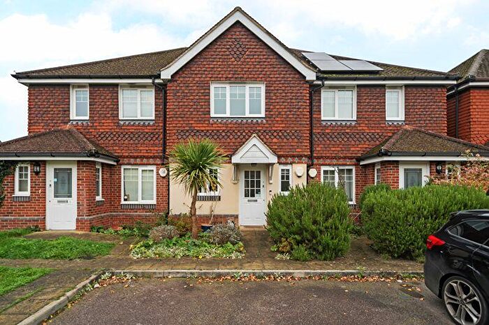 2 Bedroom Terraced House To Rent In The Croft, Godalming, GU8