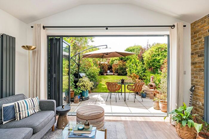 3 Bedroom Property For Sale In Pleasance Road, Putney, SW15