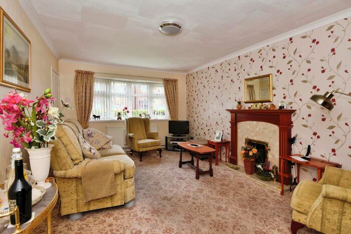 2 Bedroom Bungalow For Sale In Wordsworth Way, Alsager, Stoke-on-Trent, Cheshire, ST7