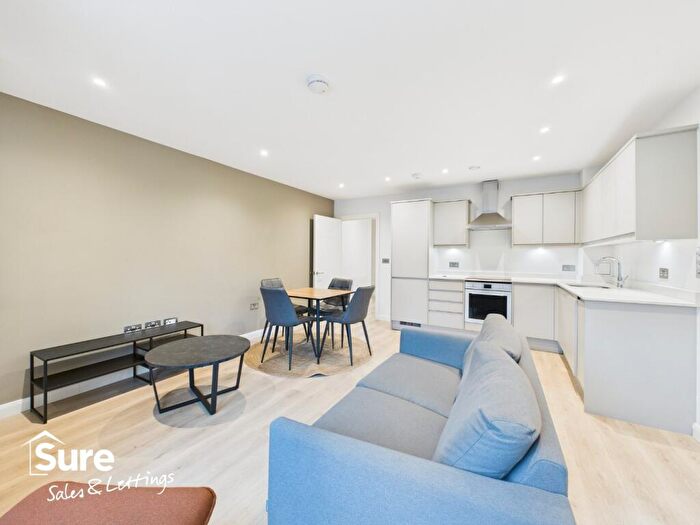 1 Bedroom Apartment To Rent In Hamilton House Marlowes, Hemel Hempstead, Hertfordshire, HP1