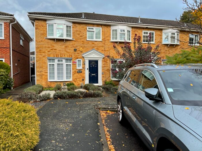 3 Bedroom End Of Terrace House To Rent In Bates Walk, New Haw, KT15