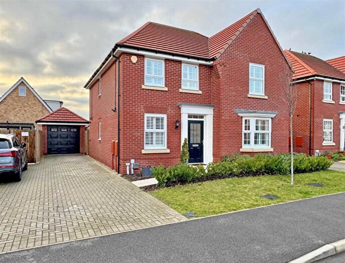 4 Bedroom Detached House For Sale In Birkdale Rise, Hatfield Peverel, Chelmsford, CM3