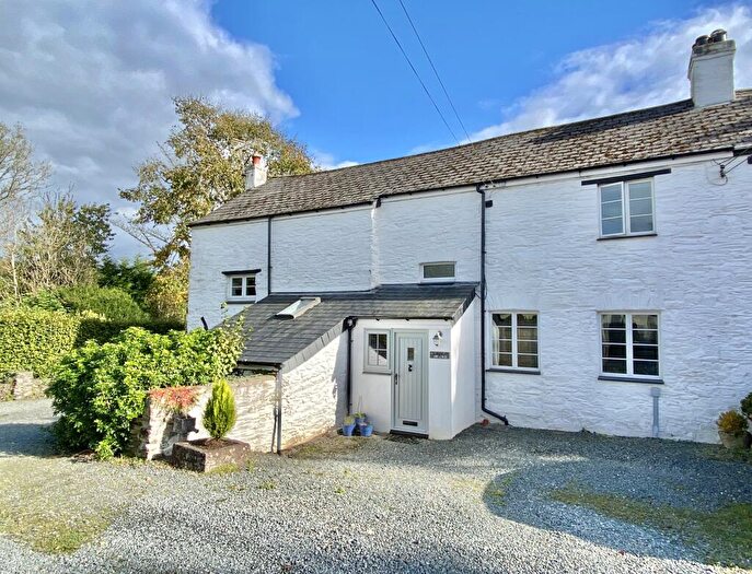 4 Bedroom Cottage For Sale In Lamerton, PL19