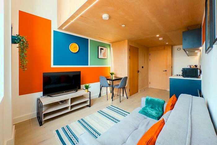 1 Bedroom Apartment To Rent In Sky Gardens, Spinners Way, Manchester, M15