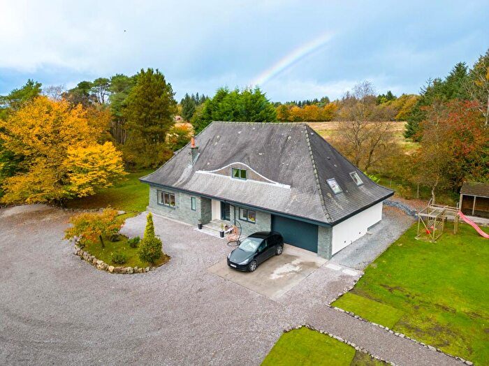 5 Bedroom Detached House For Sale In Palacerigg Road, Palacerigg, North Lanarkshire, G67