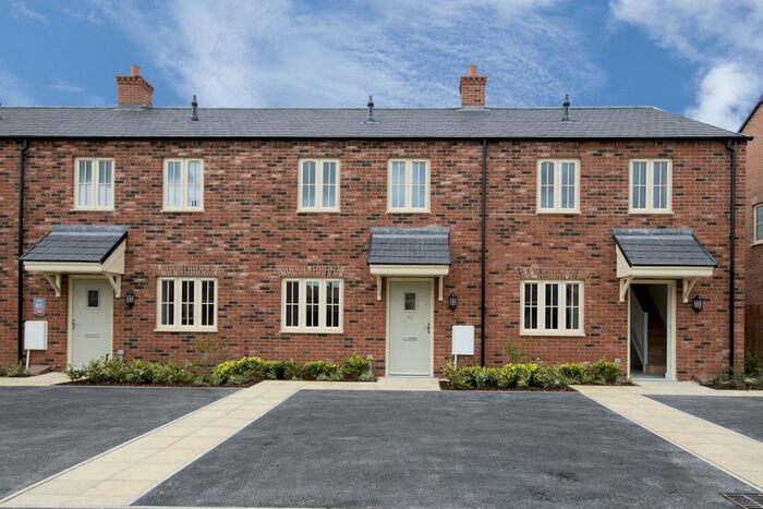 2 Bedroom Terraced House To Rent In Flanders Close, Bicester, OX26