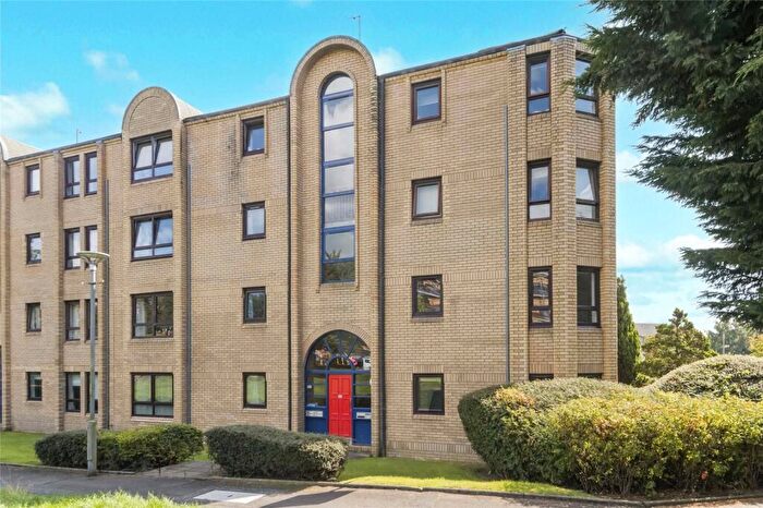 1 Bedroom Flat For Sale In Overnewton Square, Yorkhill, Glasgow, G3