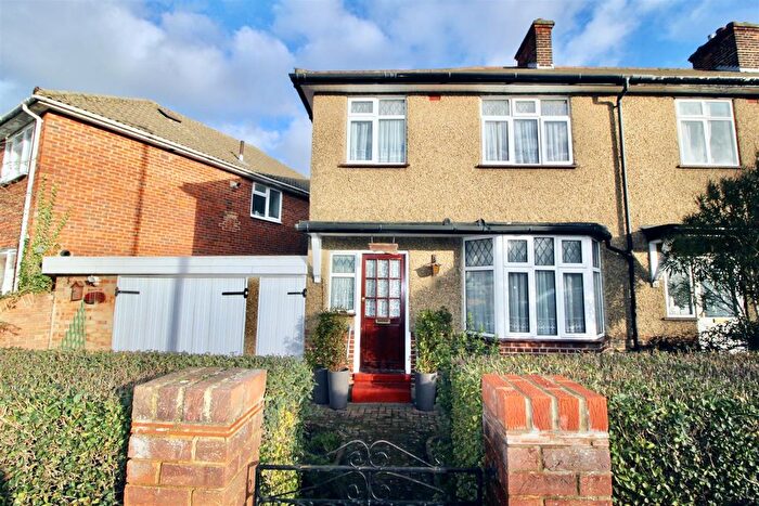 3 Bedroom End Terrace House For Sale In Windmill Lane, Greenford, UB6