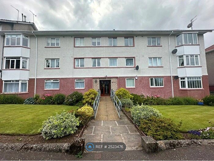 3 Bedroom Flat To Rent In Broomburn Court, Glasgow, G77