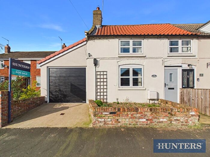 3 Bedroom End Of Terrace House For Sale In West Street, Leven, Beverley, HU17