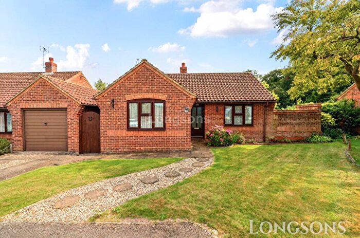 2 Bedroom Detached Bungalow For Sale In Amys Close, Saham Toney, IP25