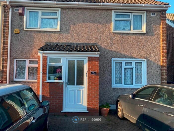 4 Bedroom End Of Terrace House To Rent In Filton, Filton, Bristol, BS34