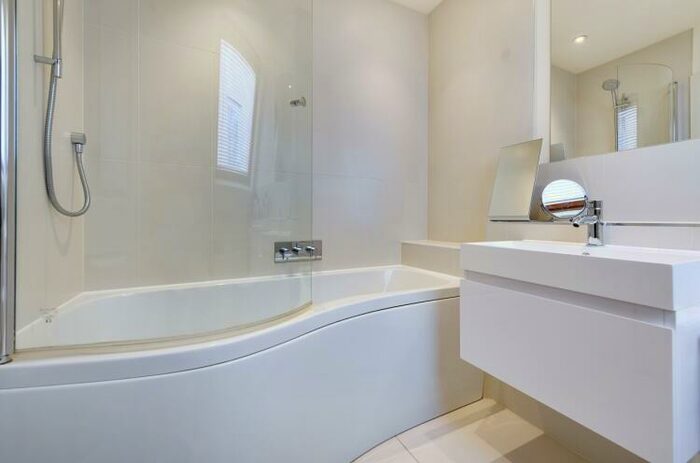 2 Bedroom Apartment To Rent In Kilburn Place London, NW6