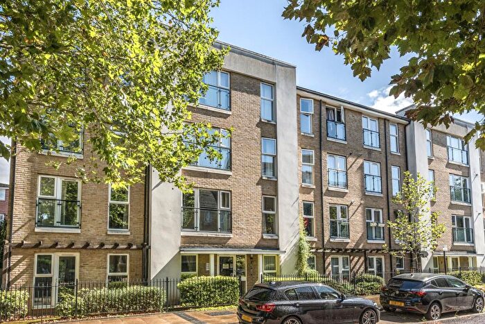 2 Bedroom Apartment For Sale In Chandler Way, Chandler Way, London, SE15