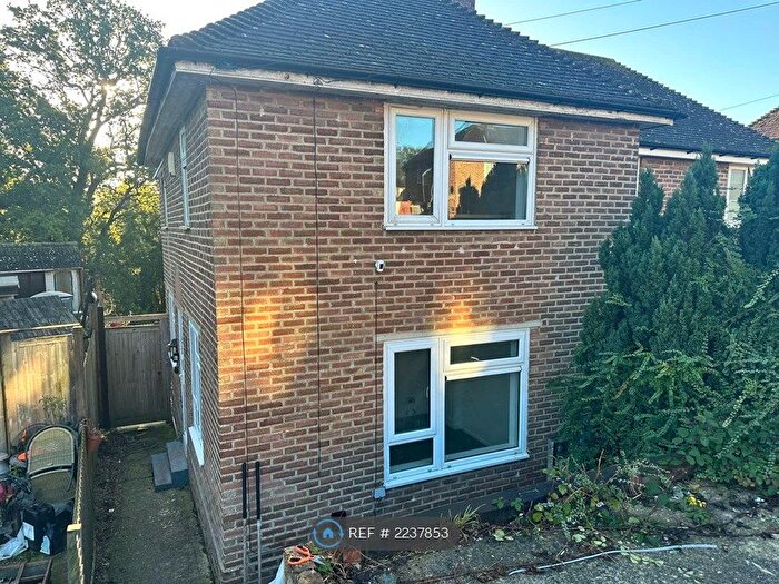 2 Bedroom Semi-Detached House To Rent In Myrtle Road, Southampton, SO16