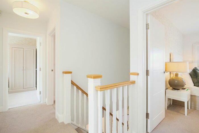 4 Bedroom Detached House For Sale In Walshes Road, Crowborough, TN6