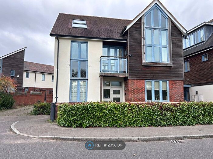 5 Bedroom Detached House To Rent In Kingswear Drive, Broughton, Milton Keynes, MK10