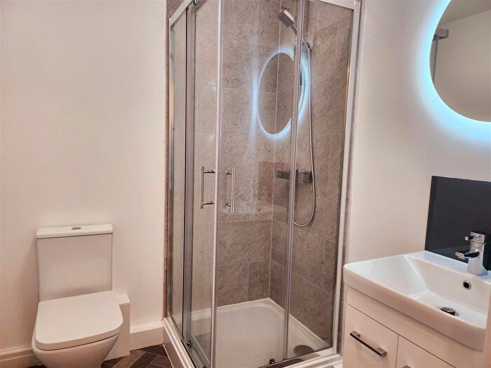 1 Bedroom Flat To Rent In Warrington Street, Ashton-Under-Lyne, OL6