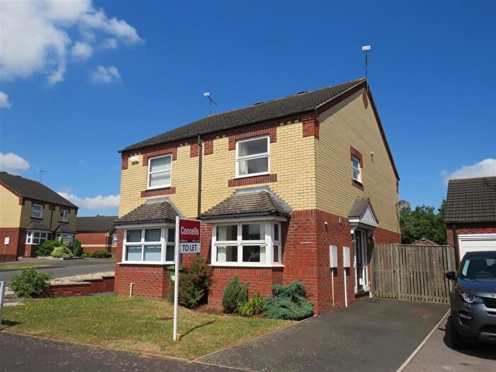 2 Bedroom Property To Rent In Bolyfant Crescent, Whitnash, Leamington Spa, CV31