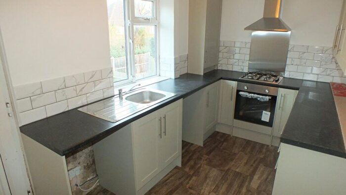 3 Bedroom End Of Terrace House To Rent In Scott Hall Road, Leeds, West Yorkshire, LS7