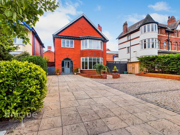 4 Bedroom Detached House To Rent In St. Annes Road East, Lytham St. Annes, Lancashire, FY8