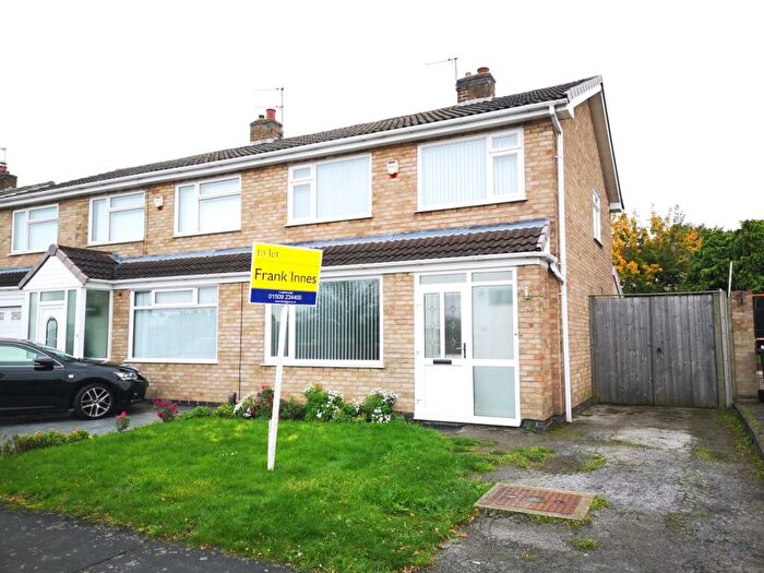 3 Bedroom House To Rent In Buckingham Drive, Loughborough, LE11