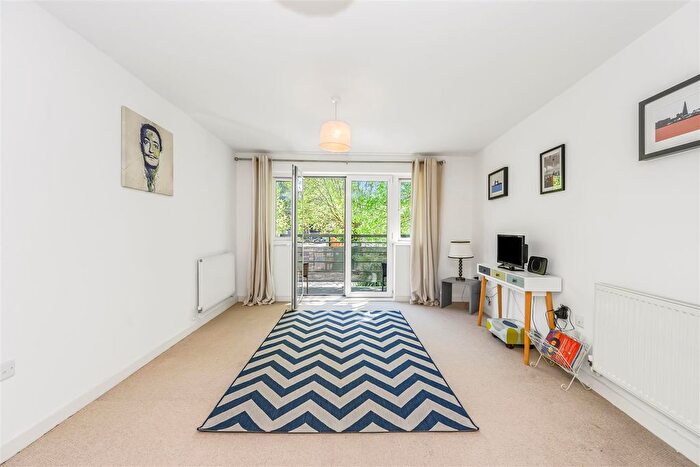 2 Bedroom Property For Sale In Bedgebury Court, Walthamstow, E17