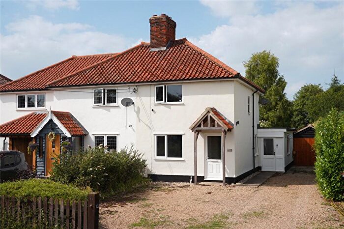 4 Bedroom Semi Detached House For Sale In Mildenhall Road, Barton Mills, Bury St. Edmunds, Suffolk, IP28