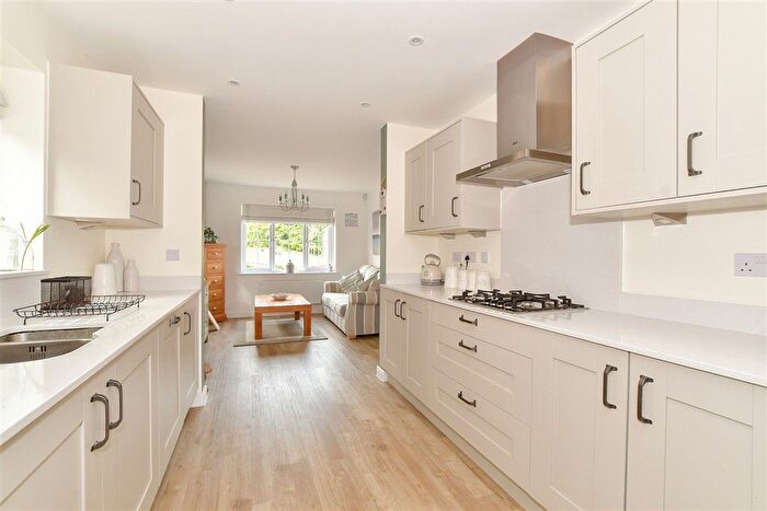 4 Bedroom Detached House For Sale In Springett Close, Thakeham, Pulborough, West Sussex, RH20