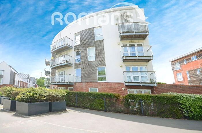2 Bedroom Flat To Rent In Edmund Court, Basingstoke, RG24