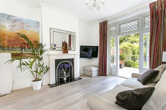 3 Bedroom Flat To Rent In Parliament Hill Mansions, Lissenden Gardens, NW5