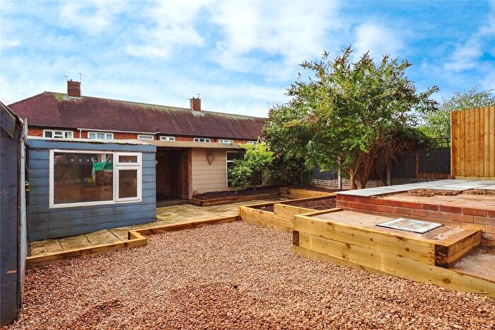 3 Bedroom End Of Terrace House For Sale In Pinewood Gardens, Clifton, Nottingham, NG11